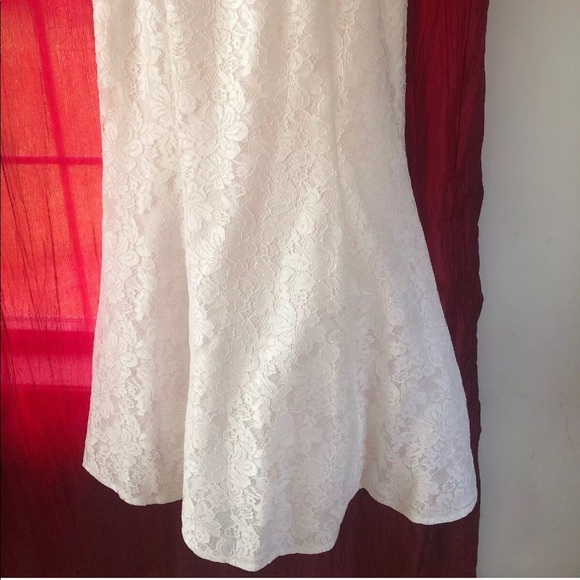 Wedding Corded Lace Trumpet With Illusion Sides - Picture 2 of 4